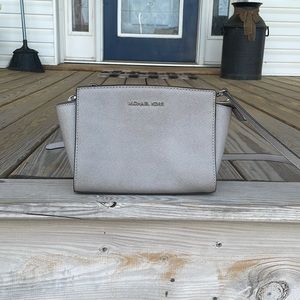 Micheal kors purse